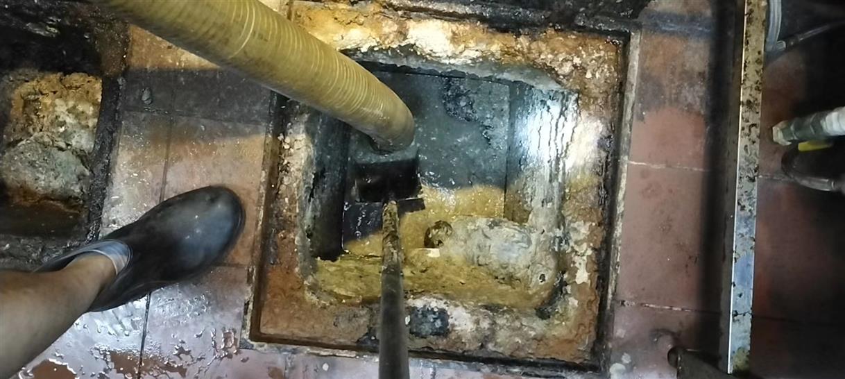 广宁污水池清理一般都有毒气，怎么预防中毒呢？